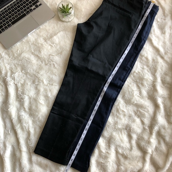 🌟 2/$15 H&M Dress Pants - Picture 2 of 5